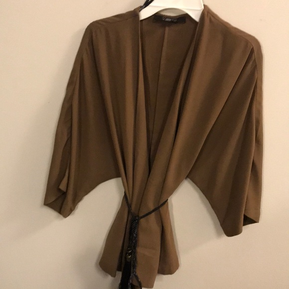 Forever 21 Contemporary Green Kimono- Size Small - Picture 2 of 5